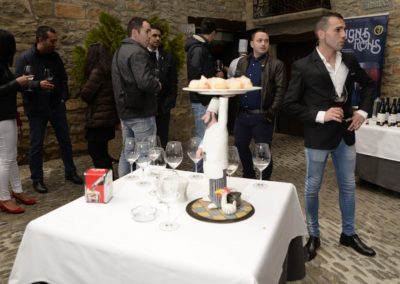 La Corona de Ainsa - Vino vinos wine Ainsa somontano huesca vignerons de huesca