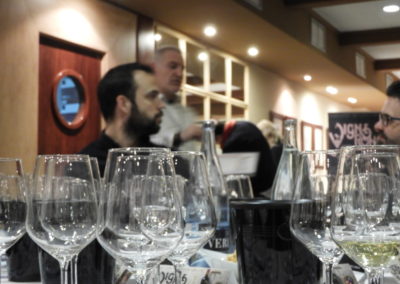 La Corona de Ainsa - Vino vinos wine Ainsa somontano huesca vignerons de huesca